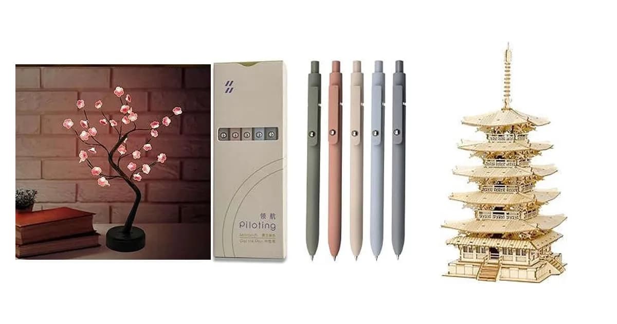 Image that represents the product page Japanese Christmas Gifts inside the category festivities.