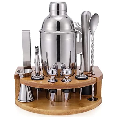 Image of Cocktail Shaker Set by the company Cadobee.