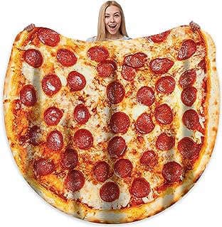 Image of Pizza Design Throw Blanket by the company cloudinno.