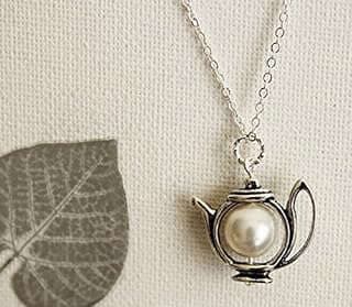Image of Antique Silver Teapot Necklace by the company DREAMYAF.