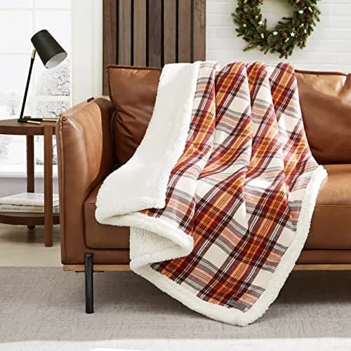 Image of Flannel Blanket by the company Eddie Bauer.