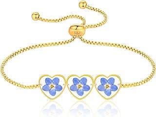 Image of Pressed Flower Heart Bracelet by the company Haefjric.