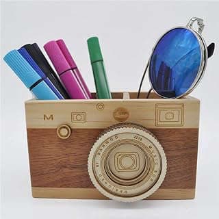 Image of Wooden Camera Pencil Holder by the company PinkLionus.